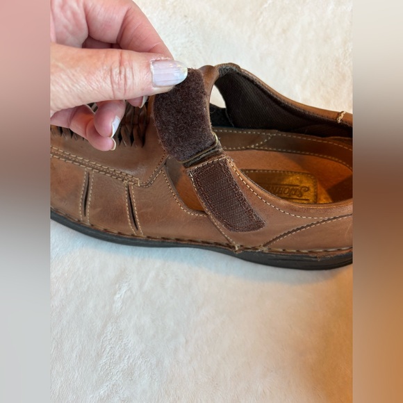 St. John's Bay Fisherman Sandals - Size 11 - Picture 6 of 12